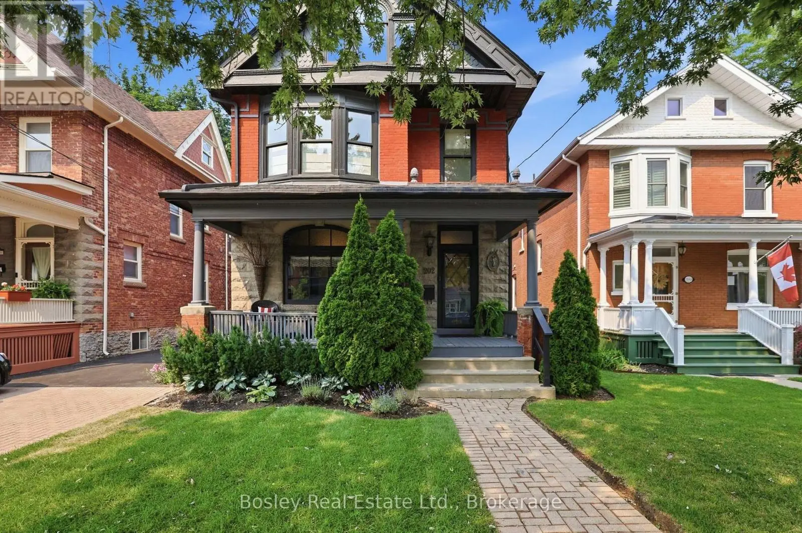 202 Pine Street, Collingwood